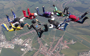 SKYDIVING - RW